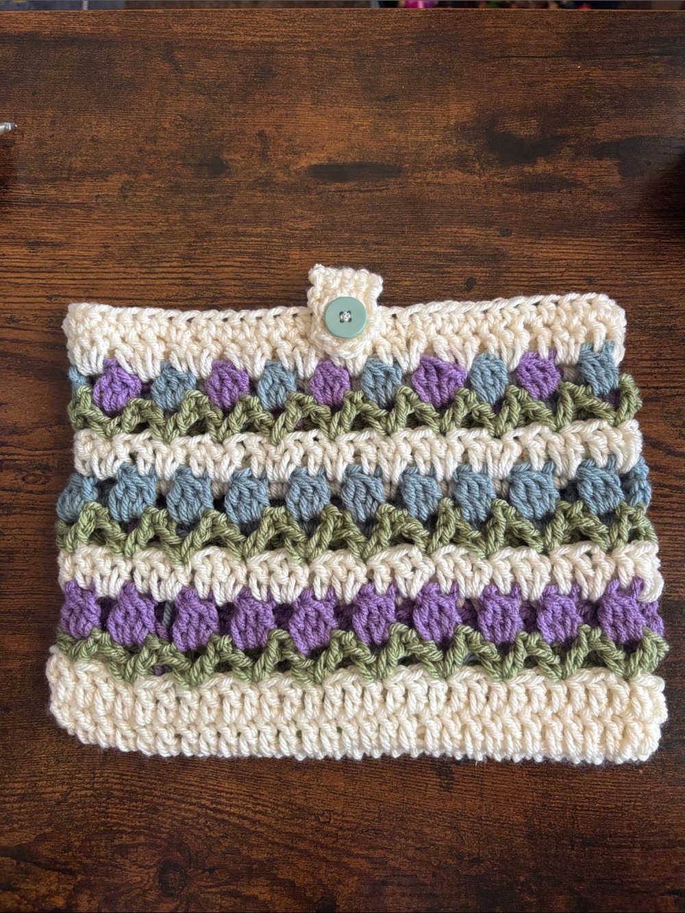 Crochet Tulip Book Sleeve